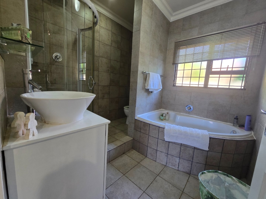 3 Bedroom Property for Sale in Fichardt Park Free State